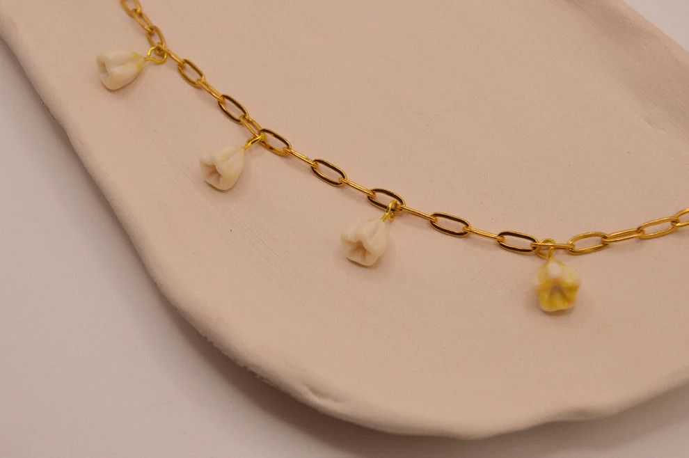 Collar Campanella Bianca